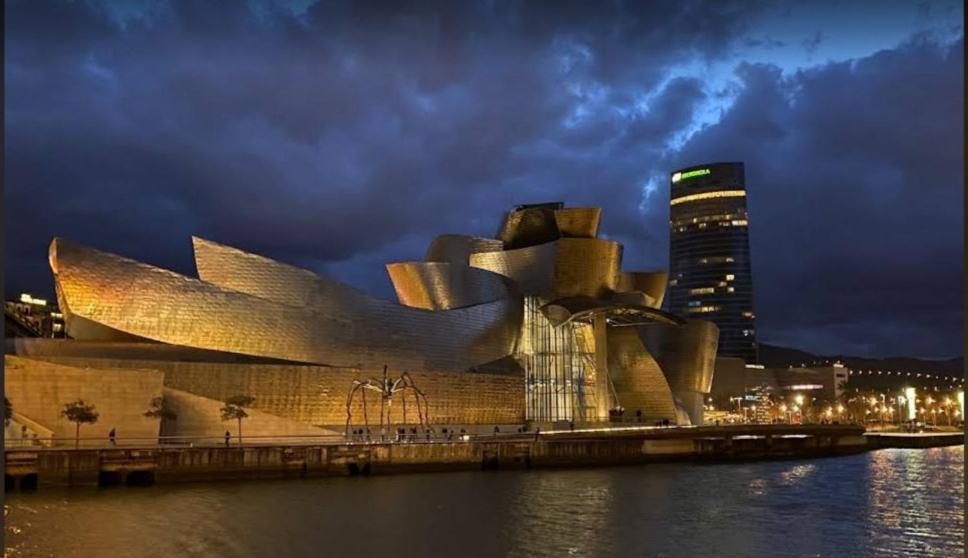 A 5 Minutos Andando Del Casco Viejo, Ayuntamiento, Plaza Circular Y Gran Via De Bilbao Y Proximo A Las 2 Lineas De Metro Exteriör bild
