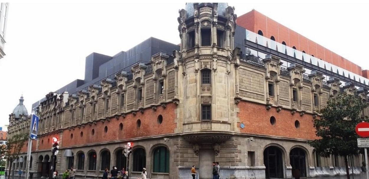 A 5 Minutos Andando Del Casco Viejo, Ayuntamiento, Plaza Circular Y Gran Via De Bilbao Y Proximo A Las 2 Lineas De Metro Exteriör bild